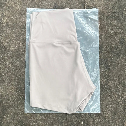 Women's High Waist Seamless Yoga Shorts Slim Fit Butt Lift Gym Running Biker Shorts Elastic Comfortable Sports Wear