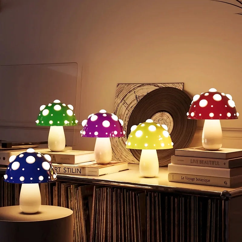 Fly Amanita Mushroom Lamp – Dual-Colour LED Desk Light USB/AC
