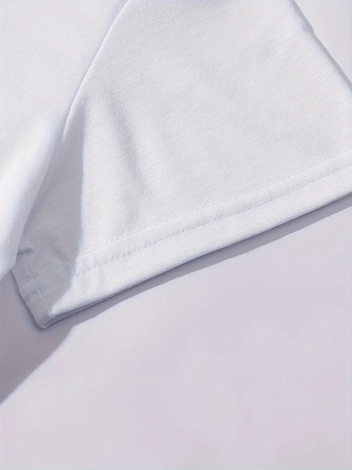 Camiseta de manga corta con cuello redondo y estampado parisino de los 90 para mujer. Estilo casual. Confeccionada en poliéster. Ideal para primavera y verano. Ropa para mujeres de mediana edad.